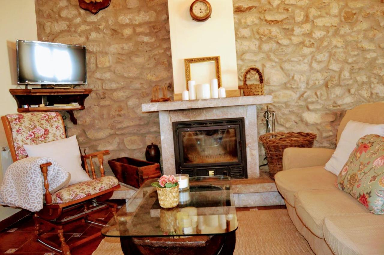 Landhaus El Corredor En De Gordon Cabornera